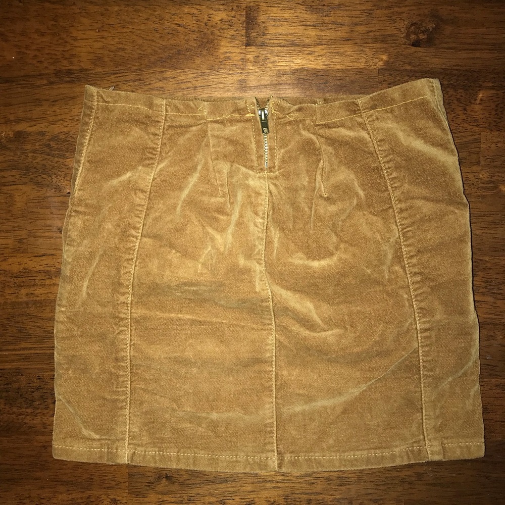 Ships Today! Brandy Melville Suede Bodycon Skirt - Picture 5 of 8